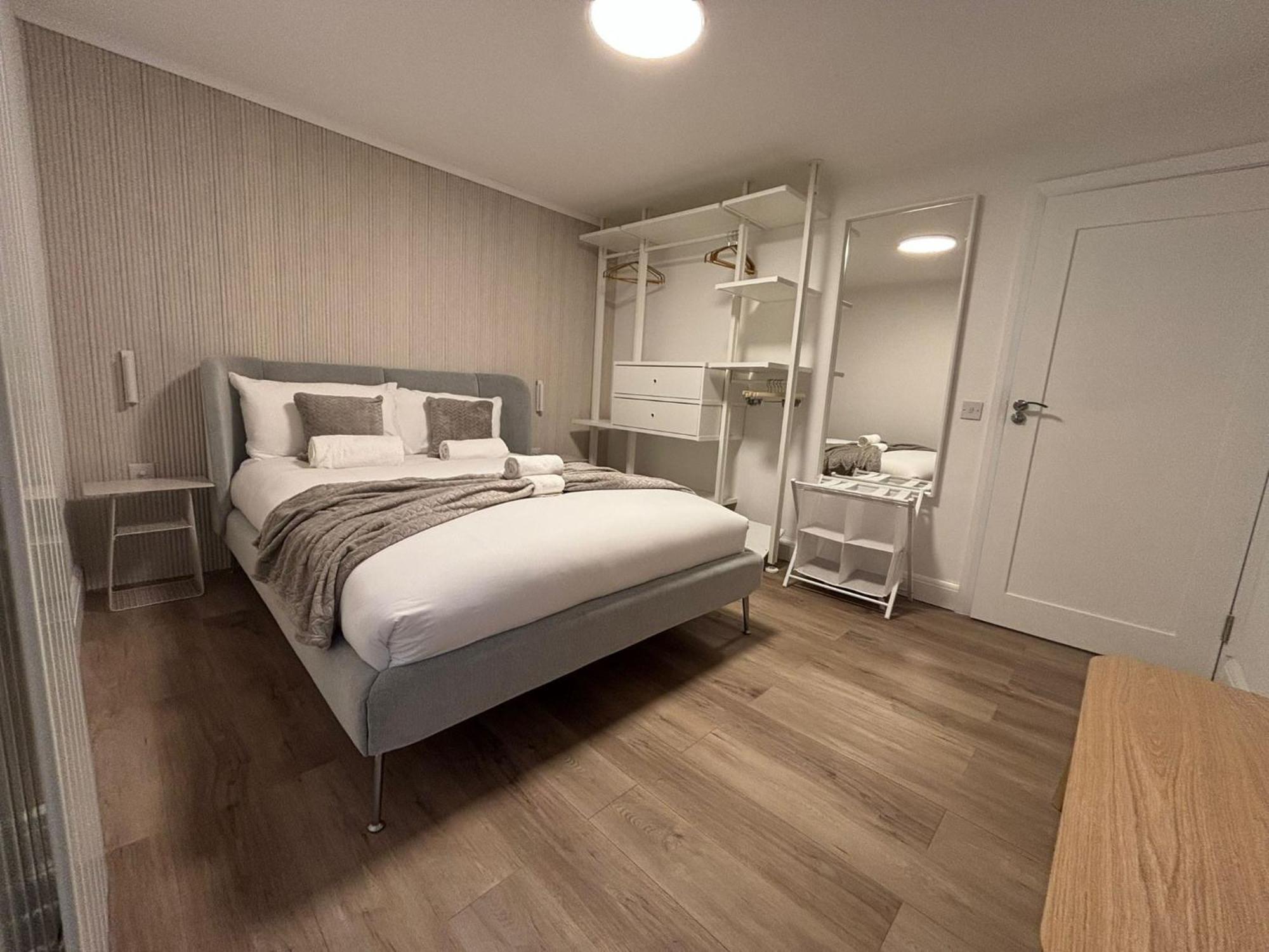 The Serene Retreat In Camden